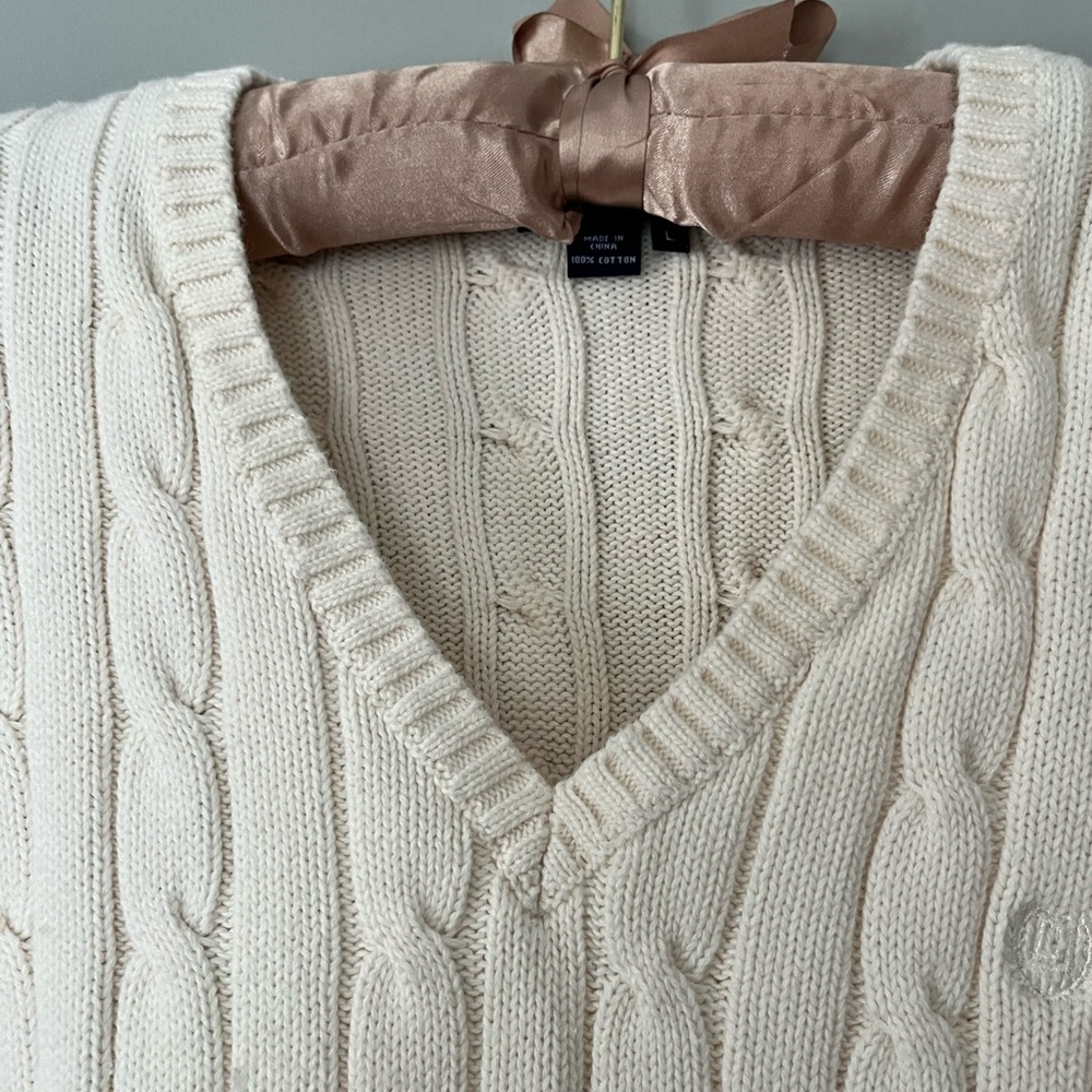 Chaps by Ralph Lauren V-Neck Cable Knit Sweater in Cream - Picture 4 of 6